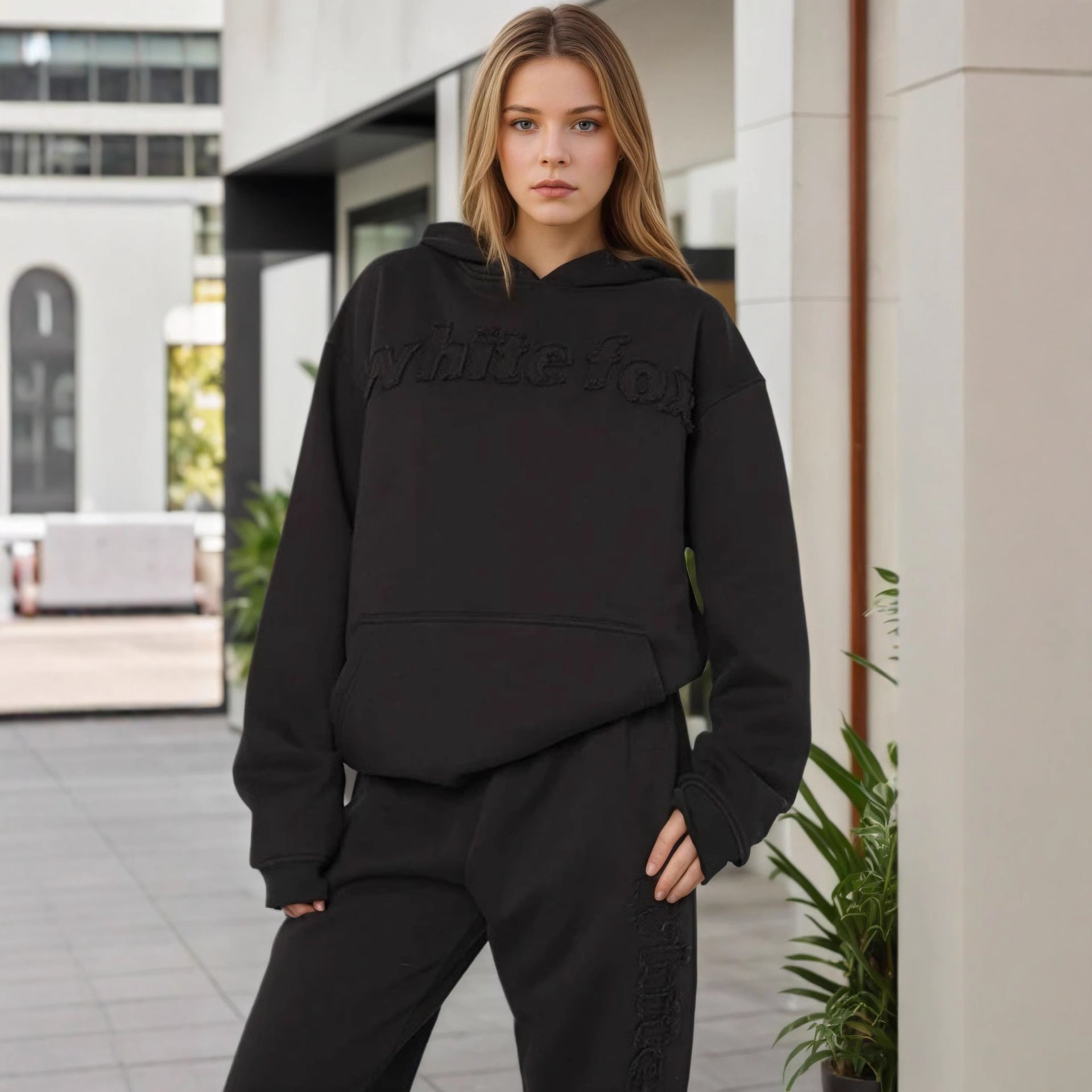 Fleece Hooded Sweatshirt & Fashionable Sports Blend Long Pants Two-Piece